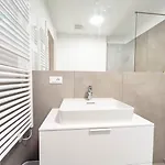 Blue Life 1b Tirabora Short Rent, Con Parcheggio Privato 公寓 *