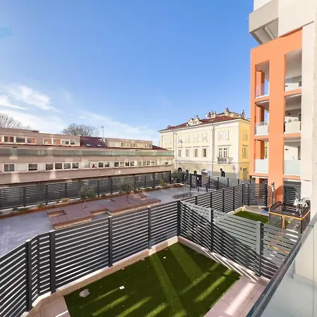 公寓 Blue Life 1b Tirabora Short Rent, Con Parcheggio Privato *