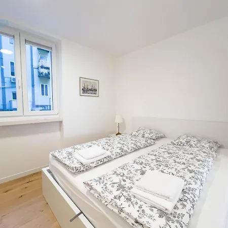 Blue Life 1b Tirabora Short Rent, Con Parcheggio Privato 公寓