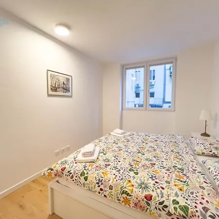 Blue Life 1b Tirabora Short Rent, Con Parcheggio Privato 公寓