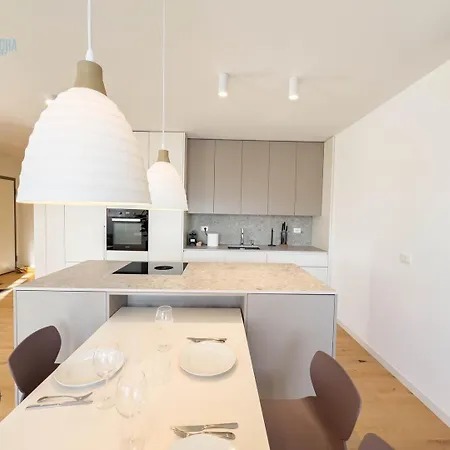 Blue Life 1b Tirabora Short Rent, Con Parcheggio Privato 公寓 的里雅斯特