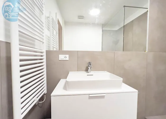 Blue Life 1b Tirabora Short Rent Lägenhet *