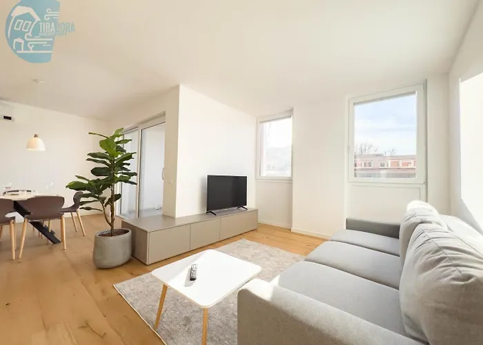Blue Life 1b Tirabora Short Rent * Trieste